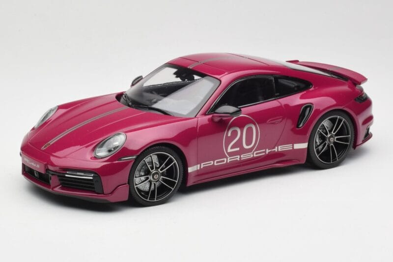 Porsche 911 992 Turbo S avec Sport Design Package Rouge Minichamps 1:18 155069172 Métal