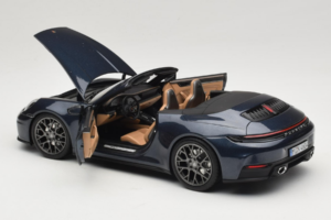 Porsche 911 992.2 Carrera Cabriolet Yachting Blue Norev 1:18 187180 Métal — image 5 sur 8