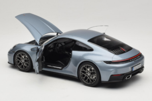 Porsche 911 992.2 Carrera Polar Silver Metallic Norev 1:18 187170 Métal — image 5 sur 8