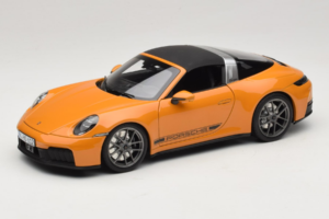 Porsche 911 992.2 Targa 4 GTS Bahama Yellow Norev 1:18 187190 Métal — image 3 sur 10