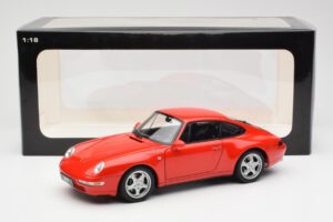 Porsche 911 993 Carrera Rouge AUTOart 1:18 78132 Métal — image 8 sur 8