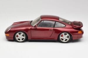 Porsche 911 993 Turbo Arena Rouge Métallisé UT Models 1:18 27811 Métal — image 4 sur 8