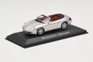 Porsche 911 996 Cabriolet Argent Minichamps 1:43 WAP02004097 Métal — image 2 sur 4