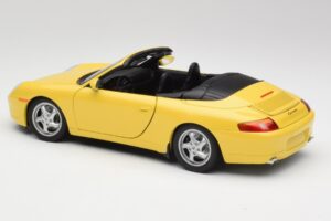 Porsche 911 996 Cabriolet Speed Jaune UT Models 1:18 27906 Métal — image 7 sur 8