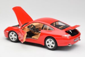 Porsche 911 996 Carrera 4 Rouge Bburago 1:18 30085 Métal — image 5 sur 8
