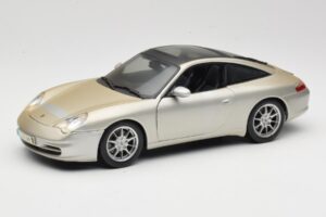 Porsche 911 996 Carrera 4S Argent Maisto 1:18 WAP02102212 Métal