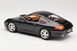 Porsche 911 996 Carrera Noir Bburago 1:18 3385-M2 Métal — image 7 sur 8