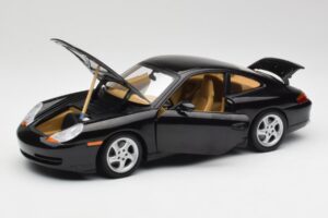 Porsche 911 996 Carrera Noir Gate 1:18 1043 Métal — image 2 sur 8