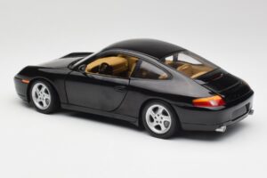 Porsche 911 996 Carrera Noir Gate 1:18 1043 Métal — image 7 sur 8
