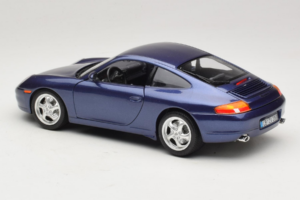 Porsche 911 996 Carrera Bleu Bburago 1:18 WAP02100897 Métal — image 7 sur 8