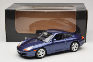 Porsche 911 996 Carrera Bleu Bburago 1:18 WAP02100897 Métal — image 8 sur 8