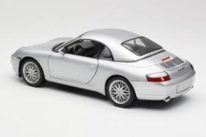 Porsche 911 996 Carrera Cabriolet Argent Hot Wheels 1:18 213595 Métal — image 7 sur 8