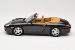 Porsche 911 996 Carrera Cabriolet Noir UT Models 1:18 WAP02100997 Métal — image 4 sur 8