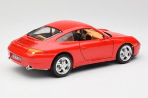 Porsche 911 996 Carrera Rouge Bburago 1:18 3385 Métal — image 3 sur 8