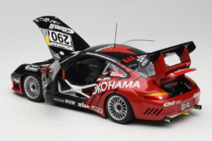 Porsche 911 996 GT3 RS #290 N. Bartels / H. Jacksties / F. Lorenzo Yokohama 24 Hours of Nurburgring 2003 AUTOart 1:18 80372 M — image 5 sur 8