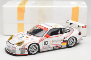 Porsche 911 996 GT3 RSR #83 P. Ehret / C. Ried / C. Menzel 24 Hours of Le Mans 2006 Minichamps 1:18 PORSCHE004 Métal — image 8 sur 8