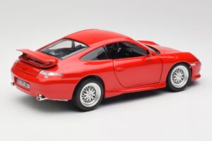 Porsche 911 996 GT3 Strasse Rouge Bburago 1:18 30395 Métal — image 3 sur 8