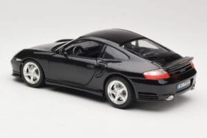 Porsche 911 996 Turbo Noir Bburago 1:18 3367 Métal — image 7 sur 8