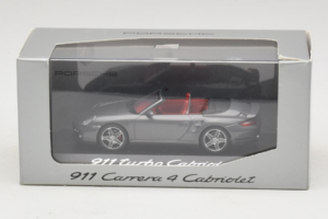 Porsche 911 997 Turbo Cabriolet Grey Metallic Minichamps 1:43 WAP02015216 Métal — image 5 sur 5