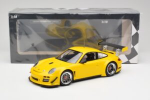 Porsche 911 997 GT3 R Street Racing Jaune Minichamps 1:18 151108902 Métal — image 6 sur 6