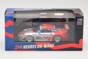 Porsche 911 997 GT3 RSR #80 Flying Lizard J. Van Overbeek / J. Bergmeister / S. Neiman 24 Hours of Le Mans 2008 Minichamps 1: — image 4 sur 4