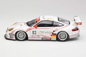 Porsche 911 997 GT3 RSR #83 Team Seikel L. Nielsen / M. Ehret / D. Farnbacher 24 Hours of Le Mans 2006 Minichamps 1:18 100066 — image 4 sur 8