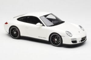 Porsche 911 997 GTS Blanc GT Spirit 1:18 GT287 Résine — image 4 sur 6