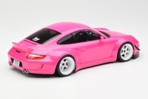 Porsche 911 997 RWB Rose IXO 1:18 18CMC167 Métal — image 2 sur 5