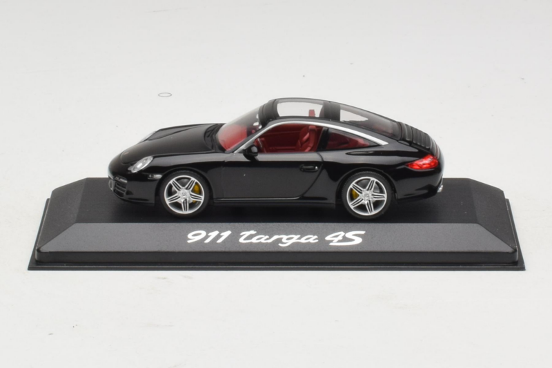 Porsche 911 997 Targa 4S Noir Minichamps 1:43 Porsche 911 997 Targa 4S Noir Minichamps 1:43 WAP02002518 Métal