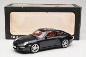Porsche 911 997 Targa Noir Norev 1:18 187506 Métal — image 8 sur 8
