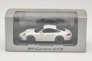 Porsche 911 997.2 Carrera GTS Blanc Minichamps 1:43 WAP0200200B Métal — image 4 sur 4