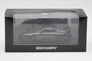 Porsche 911 997.2 GT2 RS Noir avec Jantes Noires Minichamps 1:43 400069404 Métal — image 4 sur 4