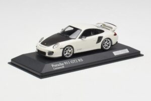 Porsche 911 997.2 GT2 RS Blanc avec Jantes Argentées Minichamps 1:43 400069405 Métal — image 2 sur 4