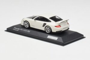 Porsche 911 997.2 GT2 RS Blanc avec Jantes Argentées Minichamps 1:43 400069405 Métal — image 3 sur 4