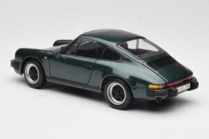 Porsche 911 Carrera Green Metallic Minichamps 1:18 100063022 Métal — image 7 sur 8