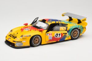 Porsche 911 GT1 #1 D. Rohr / R. Pilgrim / A. McNish 1997 UT Models 1:18 39724 Métal — image 2 sur 8