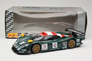 Porsche 911 GT1 #5 GT1 1997 Maisto 1:18 56055 Métal — image 8 sur 8