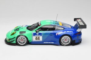 Porsche 911 GT3 R #44 Falken Motorsport W. Henzler / P. Dumbreck NBR 2016 Minichamps 1:18 155166044 Métal — image 3 sur 6