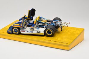 Porsche 917/30 #6 Penske Racing M. Donohue Can-Am Champion 1973 Minichamps 1:18 186736006 Métal — image 5 sur 8