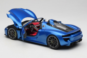 Porsche 918 Spyder Blue Metallic Minichamps 1:18 110062432 Métal — image 5 sur 8