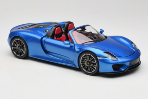 Porsche 918 Spyder Blue Metallic Minichamps 1:18 110062432 Métal — image 6 sur 8
