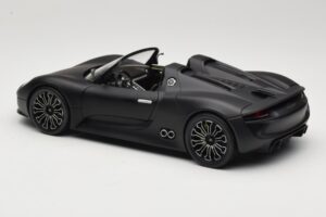 Porsche 918 Spyder Matte Black Minichamps 1:18 110060031 Métal — image 7 sur 8
