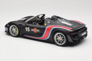 Porsche 918 Spyder Weissach Package Matt Black With Martini Stripes Minichamps 1:18 110062445 Métal — image 7 sur 8