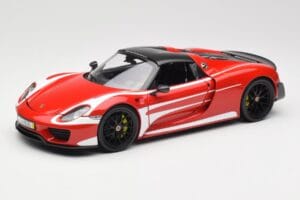 Porsche 918 Spyder Weissach Package Rouge & Rayures Blanches Minichamps 1:18 110062442 Métal — image 3 sur 9