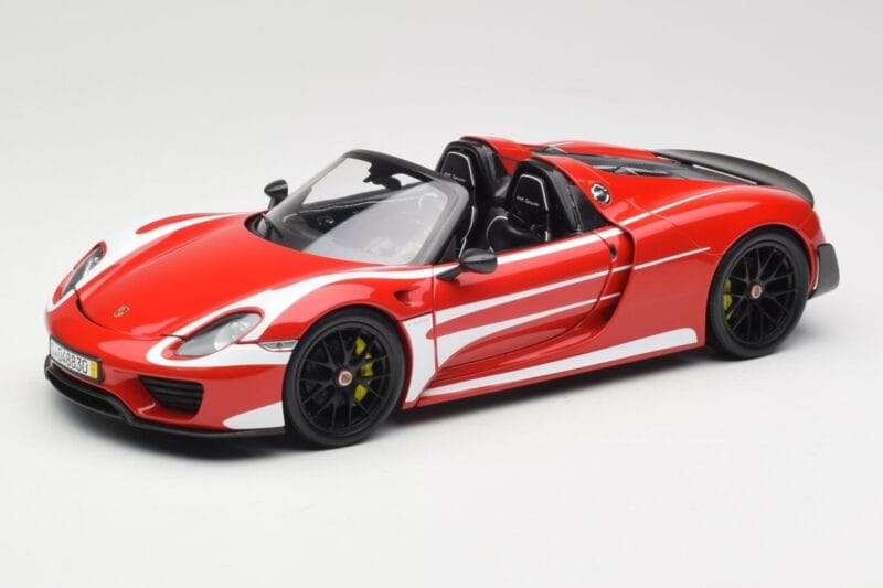 Porsche 918 Spyder Weissach Package Rouge & Rayures Blanches Minichamps 1:18 110062442 Métal