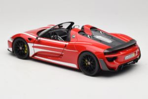 Porsche 918 Spyder Weissach Package Rayures Rouge Blanc Minichamps 1:18 110062442-O1 Métal — image 7 sur 8