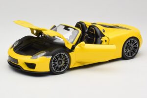 Porsche 918 Spyder Jaune Minichamps 1:18 110062434 Métal — image 2 sur 8