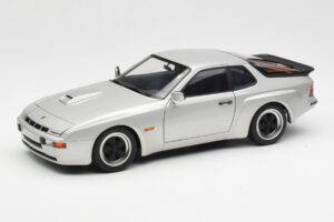 Porsche 924 Carrera GT Diamond Argent AUTOart 1:18 78002 Métal