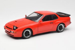 Porsche 924 Carrera GT Guards Rouge AUTOart 1:18 78003 Métal