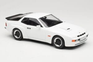 Porsche 924 Carrera GT Blanc MCG 1:18 MCG18197 Métal — image 4 sur 6